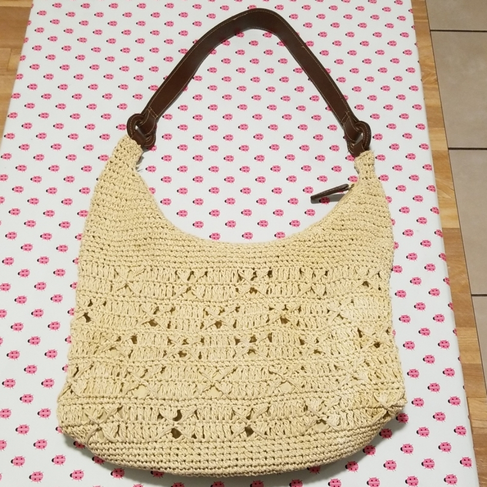 Woven handbag, EUC